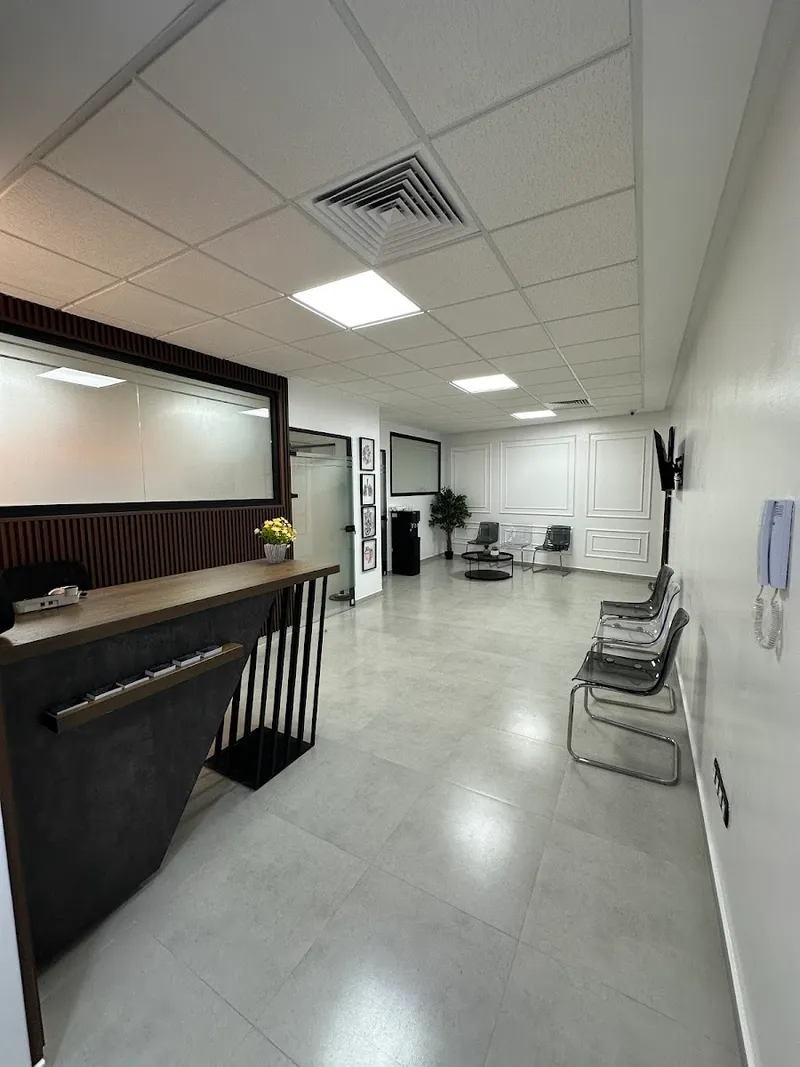 صورة 3 من Cabinet de Médecine Ésthetique Dr. Zineb Belmaachi