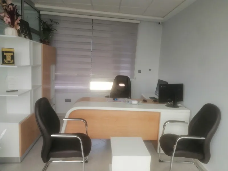 صورة 2 من Cabinet de Médecine Ésthetique Dr. Zineb Belmaachi