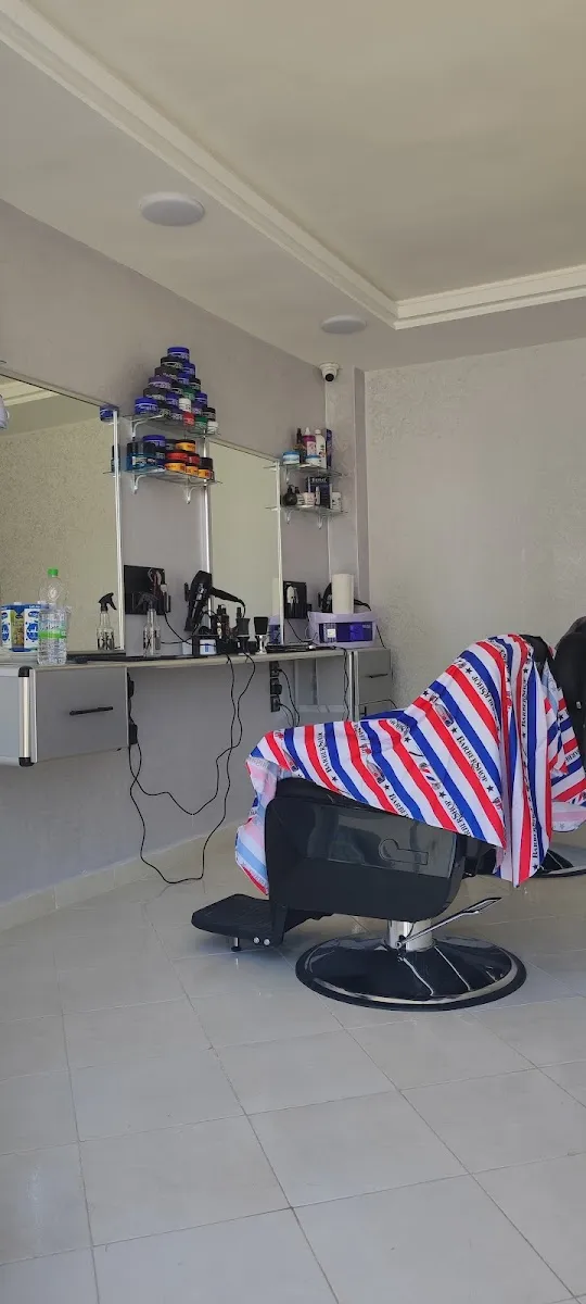Photo 1 de Coiffeur NOURDINE