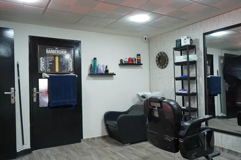 Salon De Coiffure Orient5 Berkane photo 2