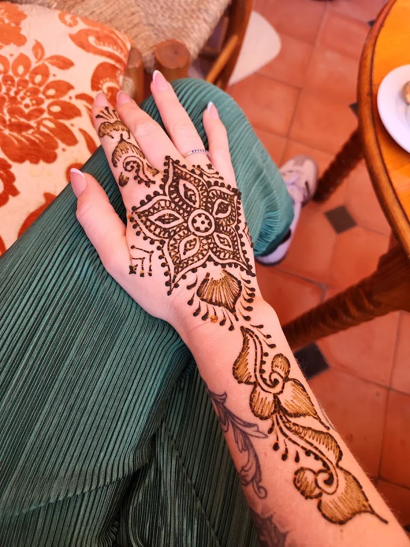 Henna Cafe photo 2