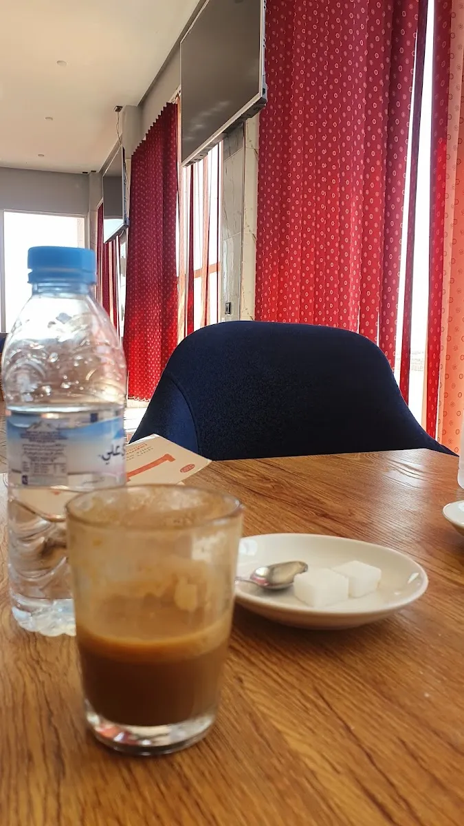 صورة 3 من Café Restaurant Loujain