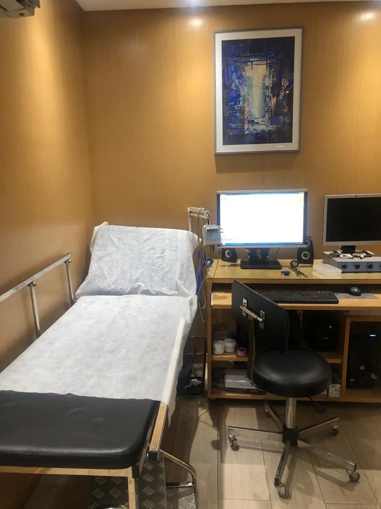 Photo 3 de Dr Bouchra Benaaboud Neurologue