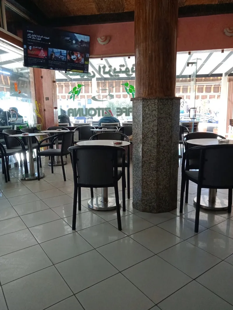 صورة 2 من Café Zitouna