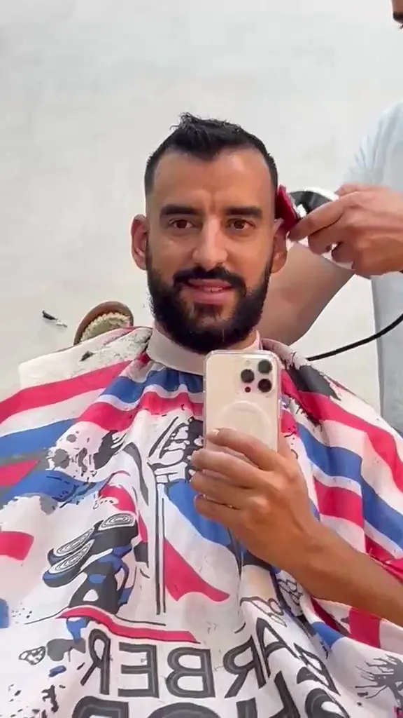 صورة 1 من BARBER YGB GOLD
