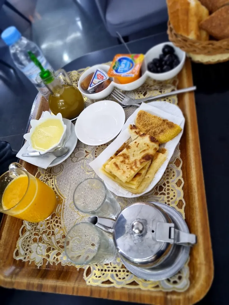صورة 3 من Roma : Café, Pizzeria & Glacier