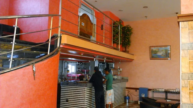 Espace Al Manzah Amine : Café, Restaurant & Piscine photo 1