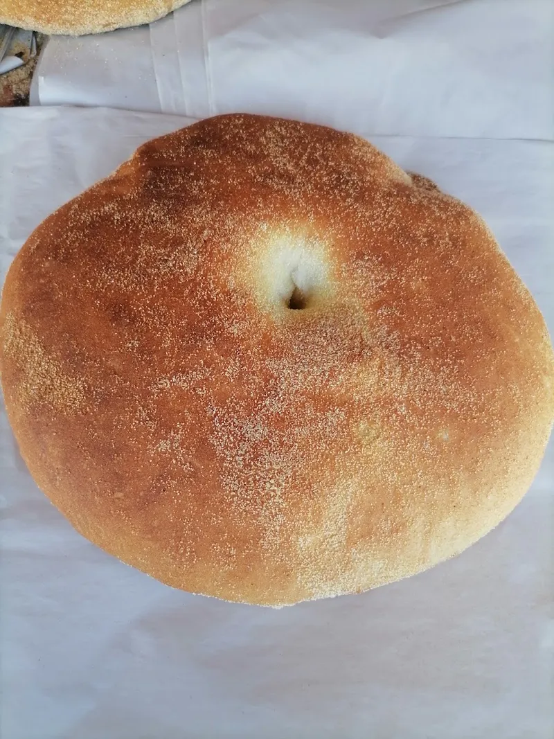 صورة 4 من Tayeb's Moroccan Bread & Tafarnout Bakery | محل الطيب الخبز البلدي و تفرنوت المغربي