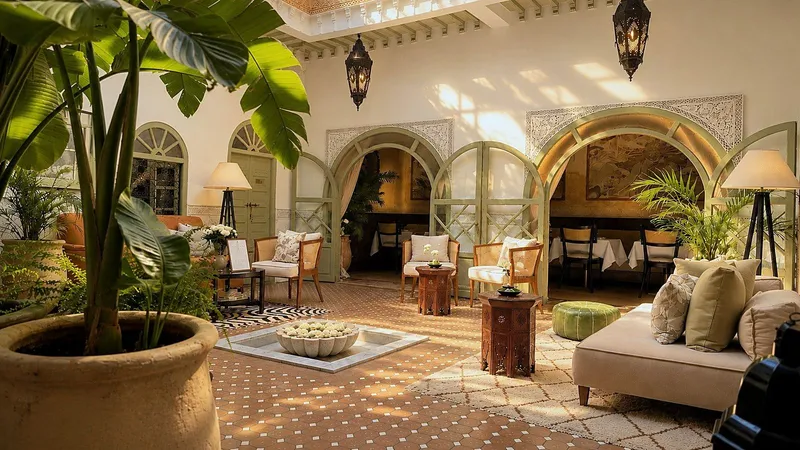 Riad Jona photo 1