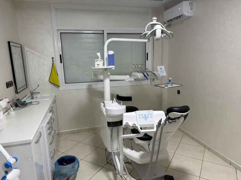 Photo 1 de Dr ladham achraf