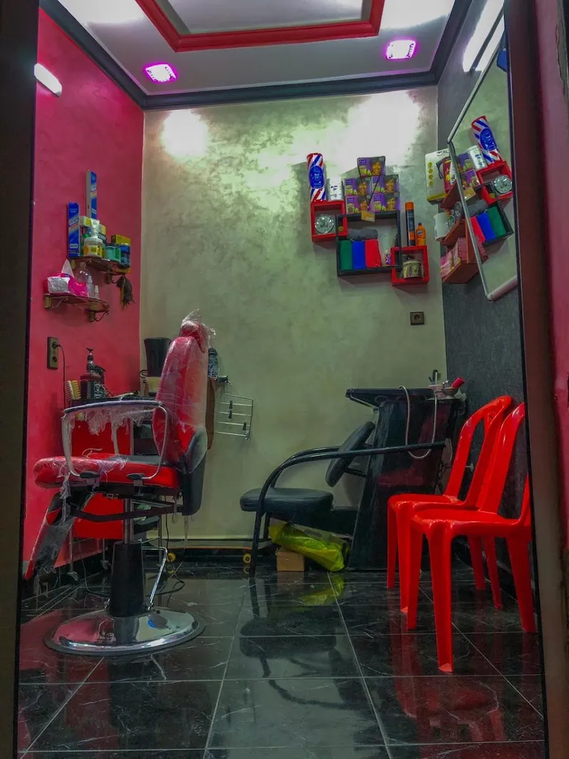 صورة 4 من Salon de Coiffure Yassin
