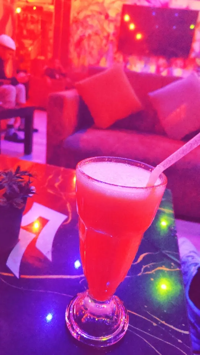 Photo 3 de كافيه 555
