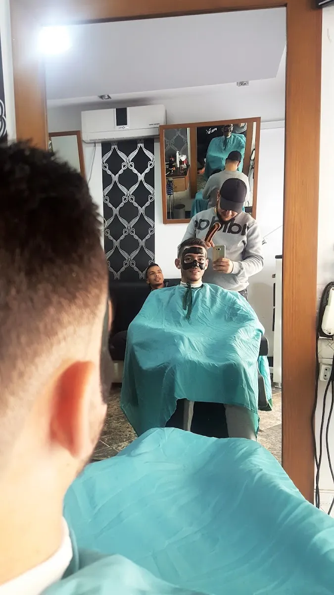 Photo 3 de Coiffure Galaxy