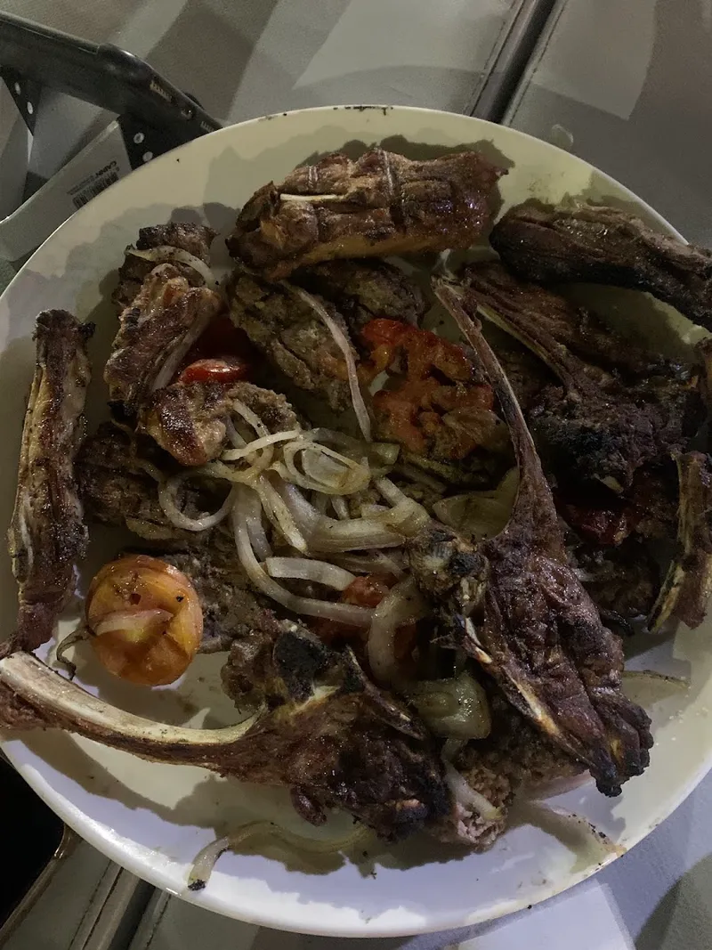 مقهى ومطعم الأخوين photo 1