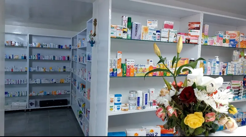 صورة 2 من Pharmacie Lina