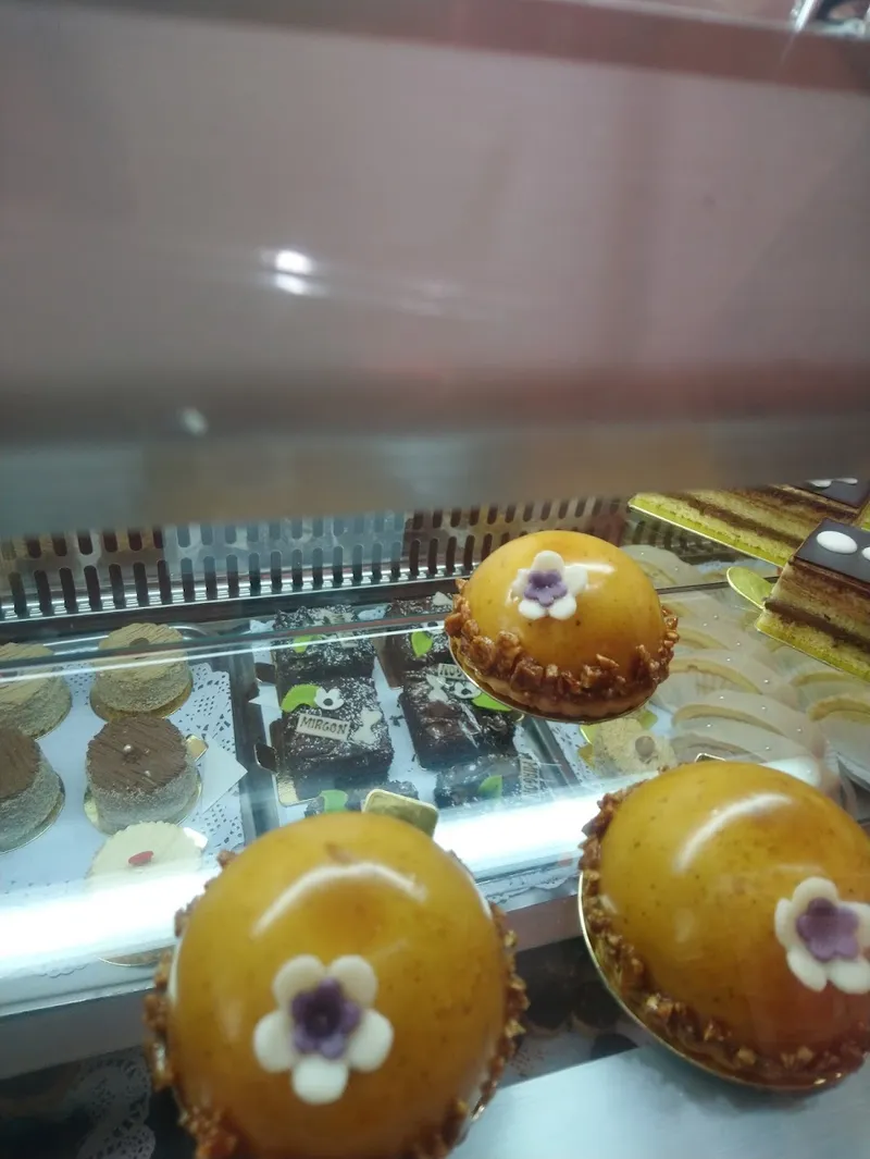Photo 2 de Mirgon Bakery