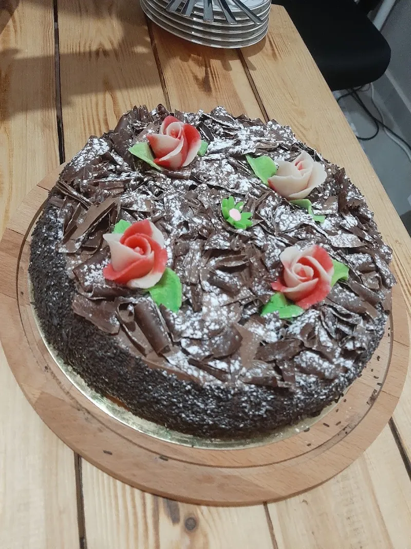 Photo 3 de Mirgon Bakery