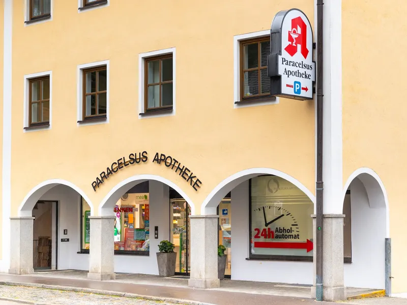 صورة 2 من St. Nikolaus-Apotheke