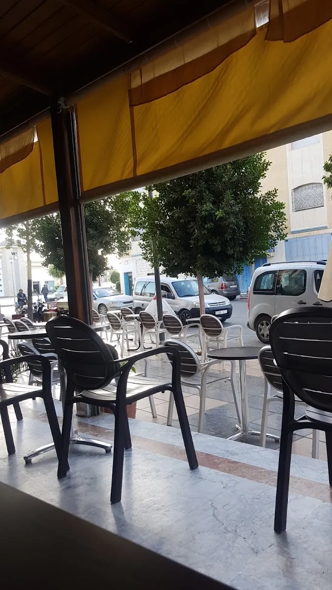 Photo 2 de Cafe Catalonia