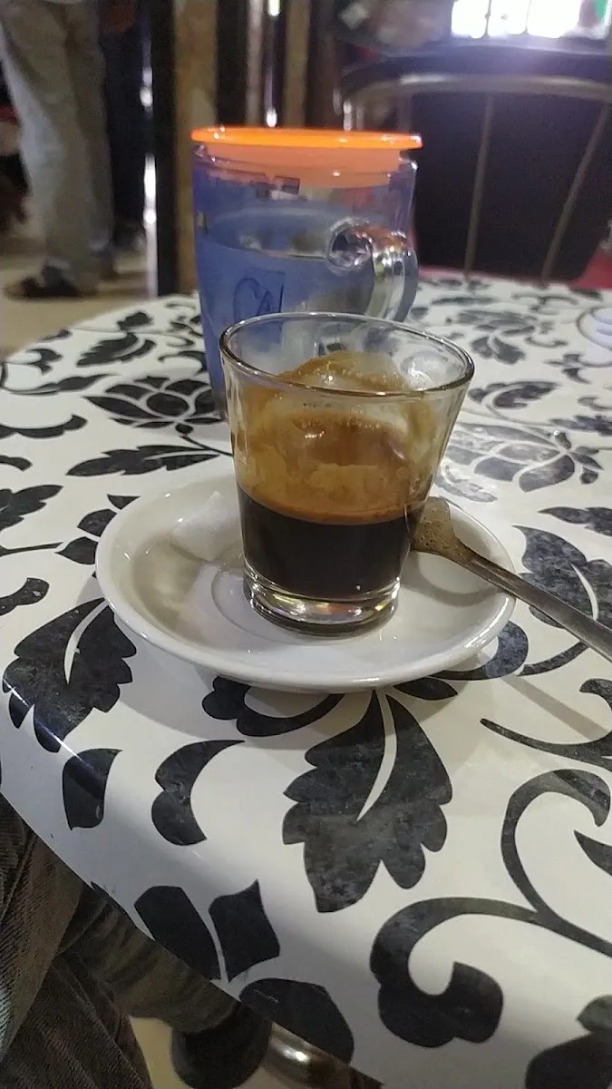 صورة 2 من Cafe Mkarti