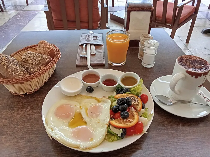 صورة 1 من Café Caramel