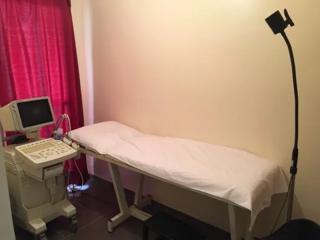 Photo 3 de Ilham MOUSSALI Médecin généraliste, Echographie, agréé au permis de conduire طب عام الفحص بصدى معتمة لرخصة السياقة