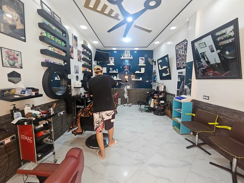 Chakib the barber (حلاق) ( barbershop) (coiffeur) photo 4