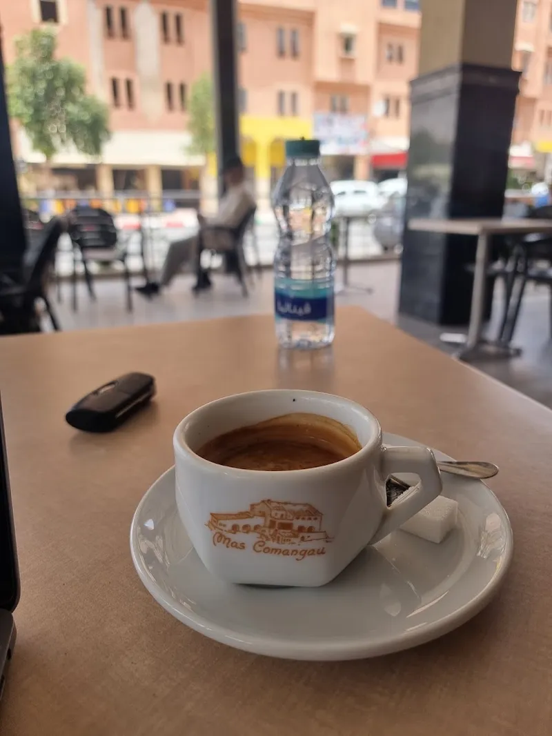 Photo 2 de Café Hema