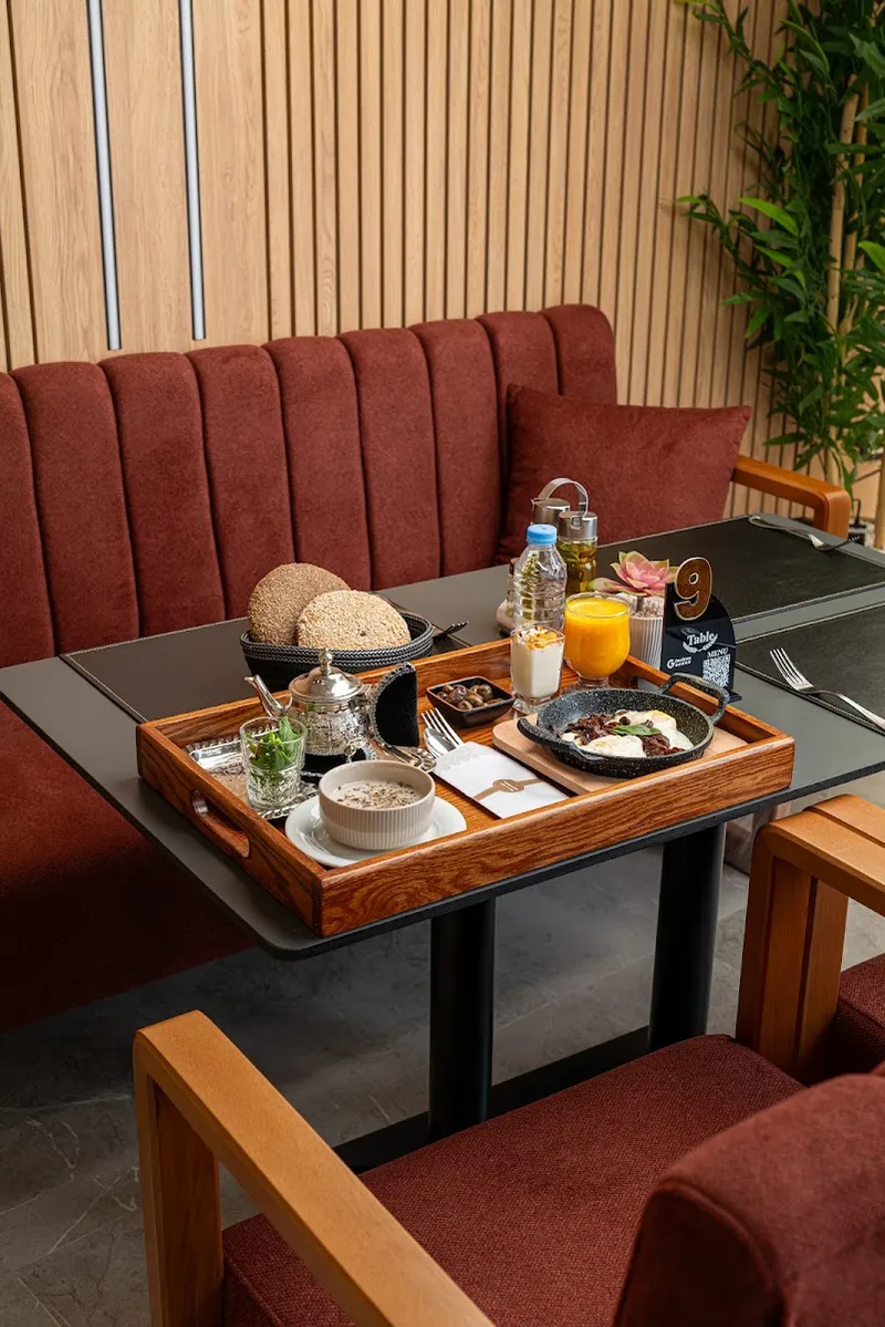Loveria Café Restaurant photo 1