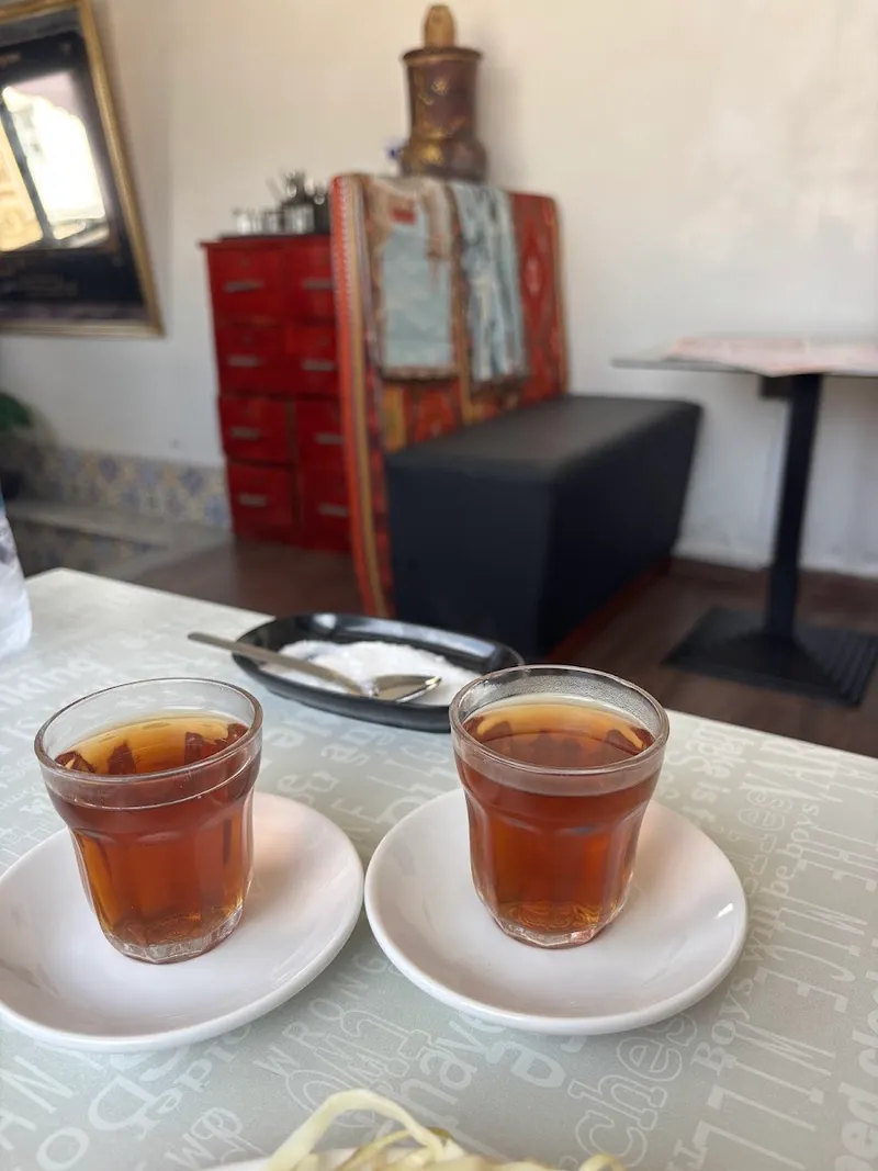 Damas.Restaurant.Rabat photo 3