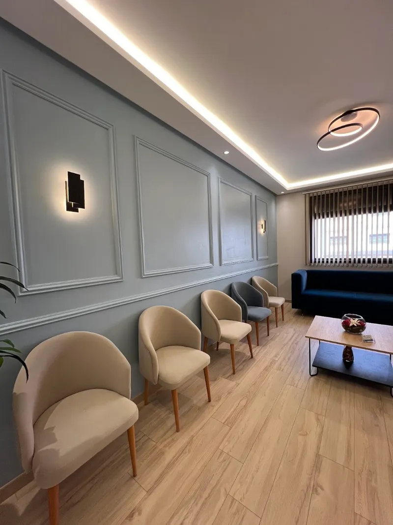 صورة 1 من Cabinet de gastroentérologie et proctologie Salé. Dr BELMAQROUT Sara - عيادة أمراض الجهاز الهضمي الكبد و البواسير سلا