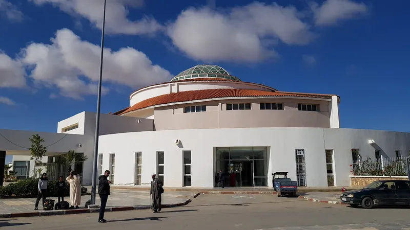 صورة 1 من Gare Routière Taourirt
