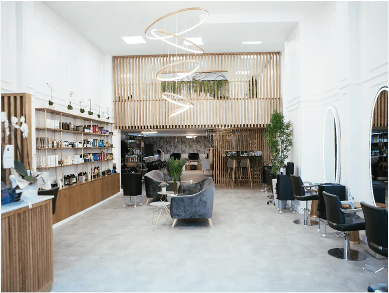 صورة 1 من Salon