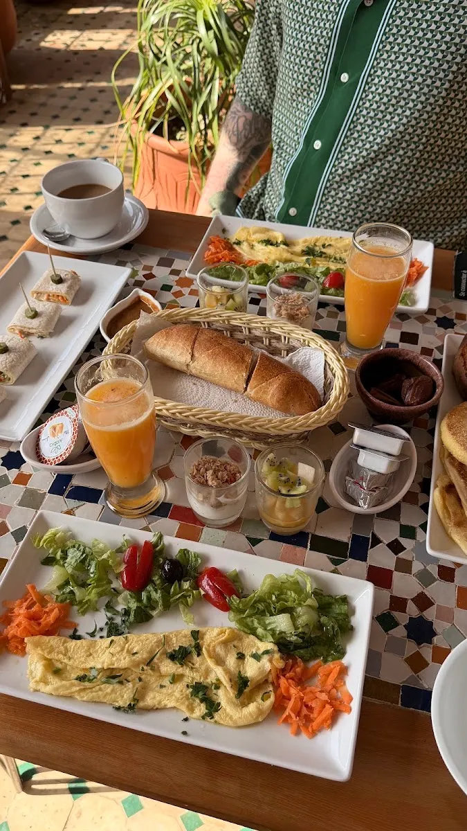 Photo 3 de Golden Riad