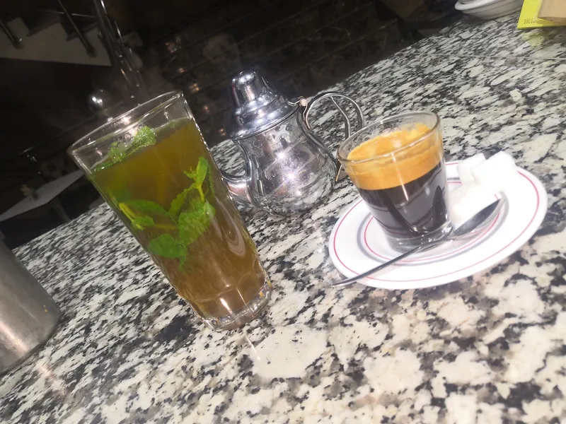 صورة 4 من Istanbul : Café & Restaurant