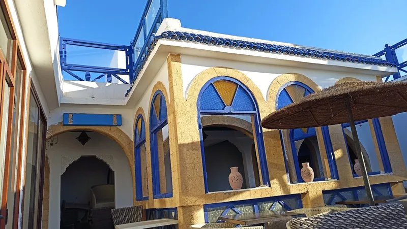 Riad Nakhla photo 1