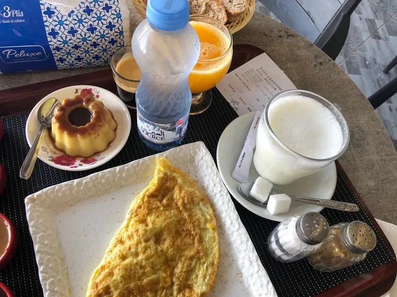 صورة 3 من Café Laaroussi