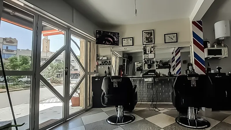 صورة 2 من Salon Hakim