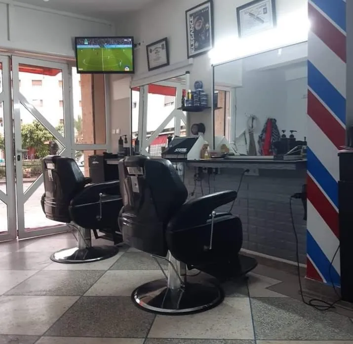صورة 3 من Salon Hakim