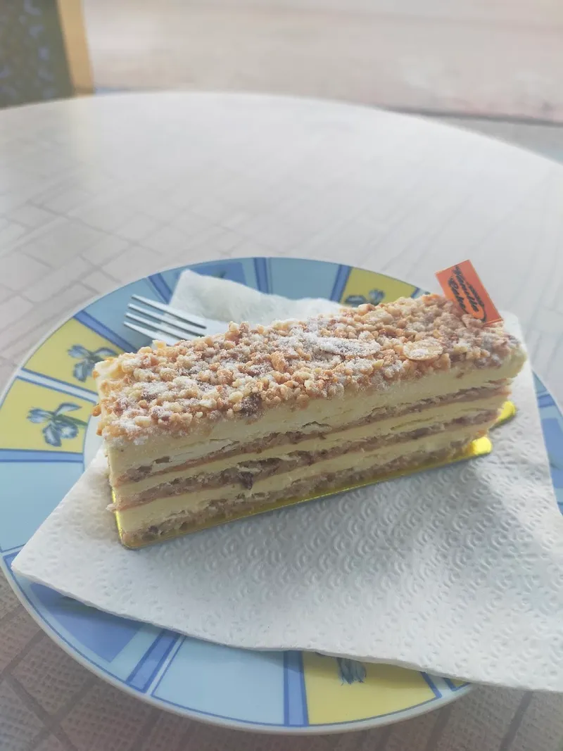 صورة 2 من Vanilla Cake