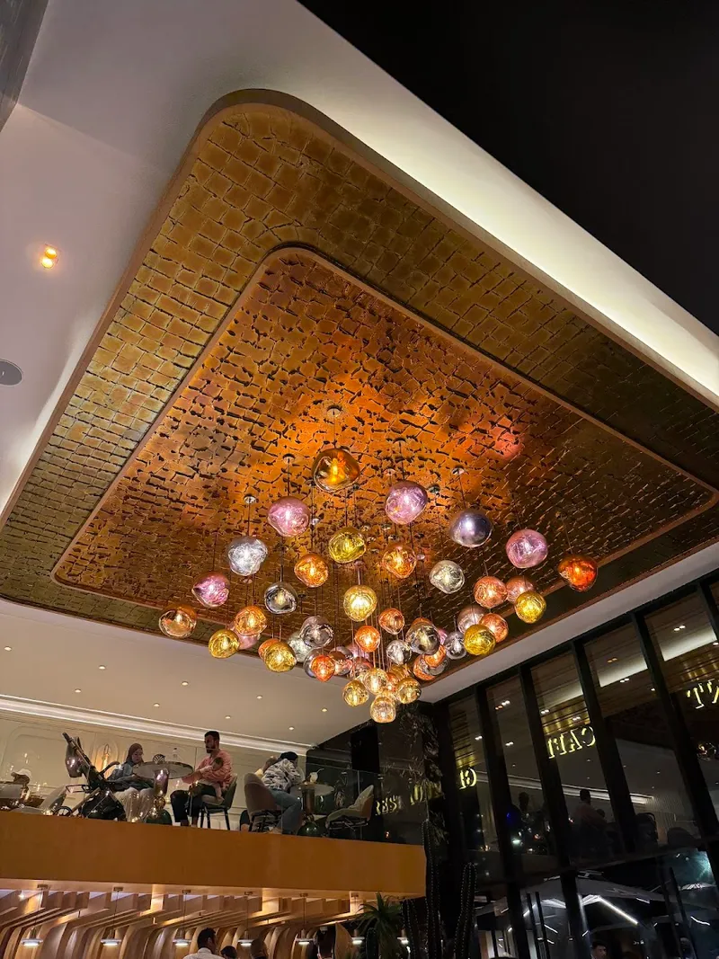 صورة 1 من MM | Restaurant- Cafe