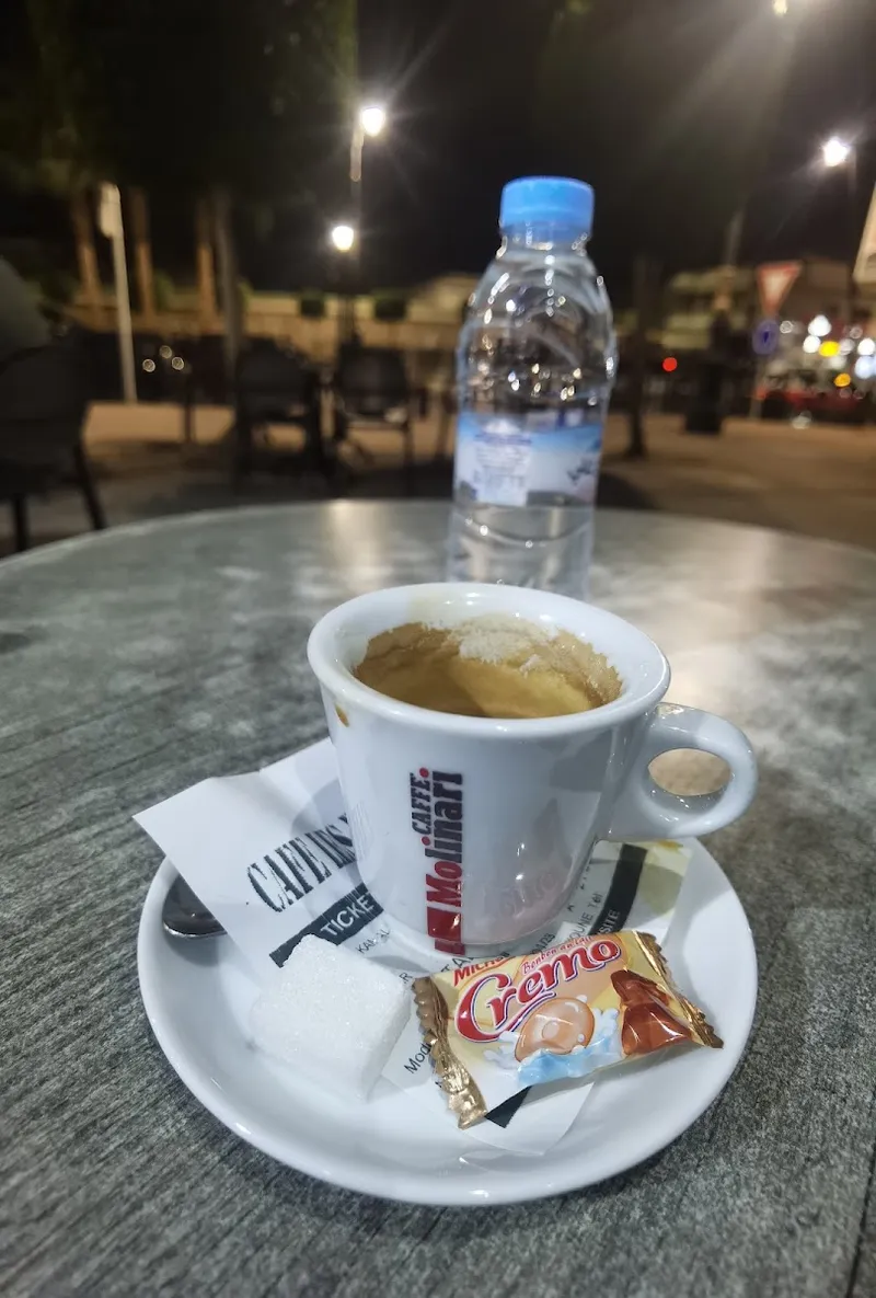 CAFE LES ELITES photo 2