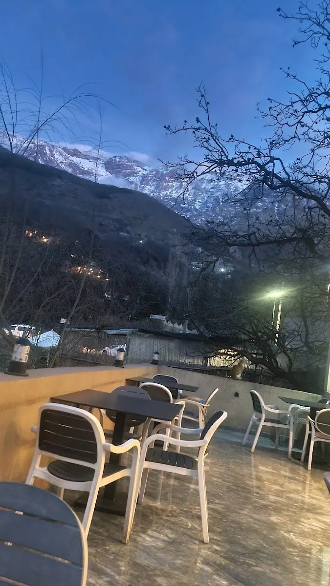 Restaurant H2 toubkal photo 3