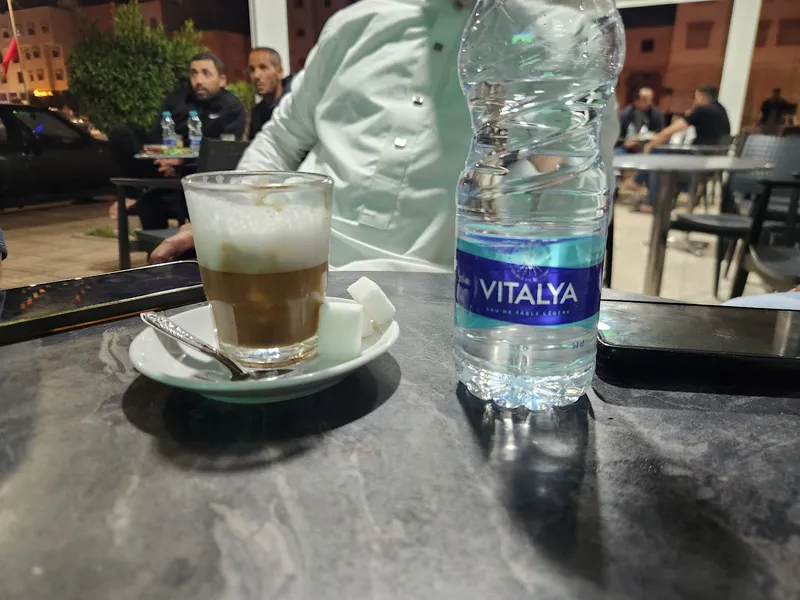 مقهى الأخوين photo 4