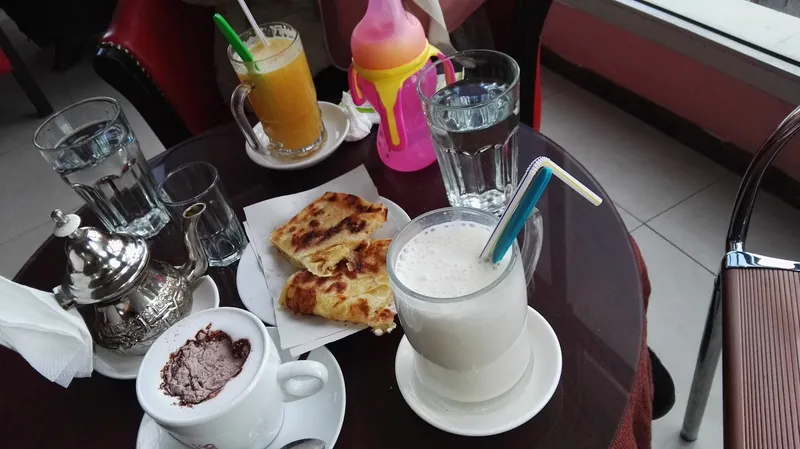 Photo 3 de Coffee Restaurant Riad Ahmad - مقهى مطعم رياض أحمد