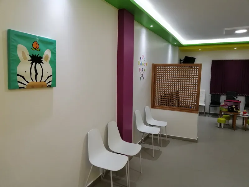 Dr LESHAF Pédiatre photo 1