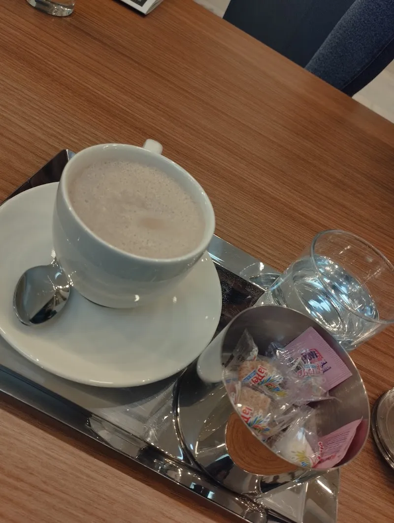 Photo 2 de Coffee Shop SHBM