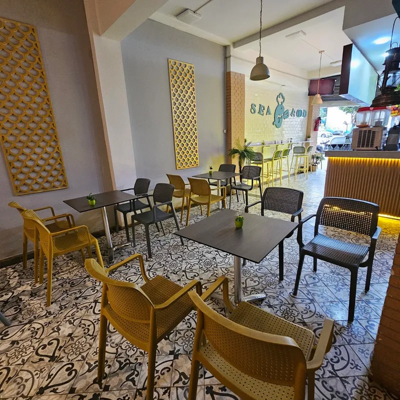 Best Food Café Restaurant photo 1