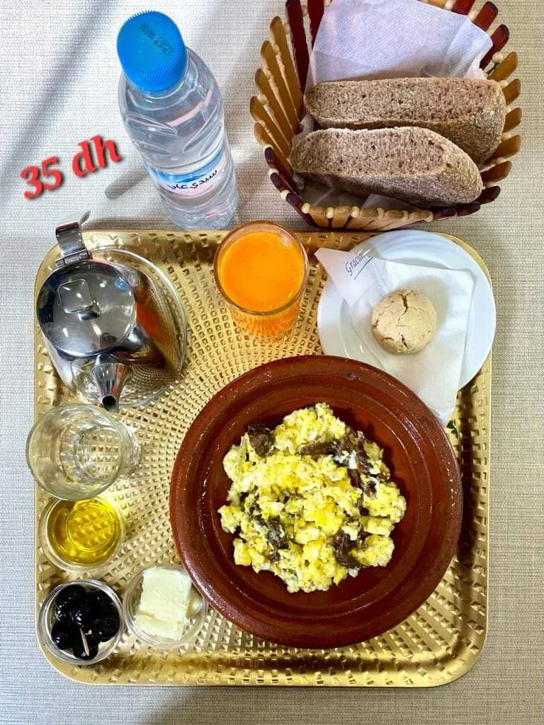 صورة 2 من Ifkaym : Boulangerie, Pâtisserie & Snack