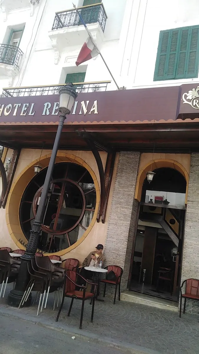 Photo 4 de Hôtel Regina